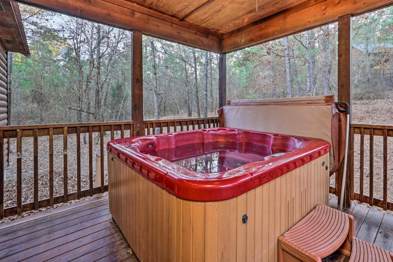 Broken Bow Cabin With Deck, Hot Tub And Fire Pit! Exterior foto